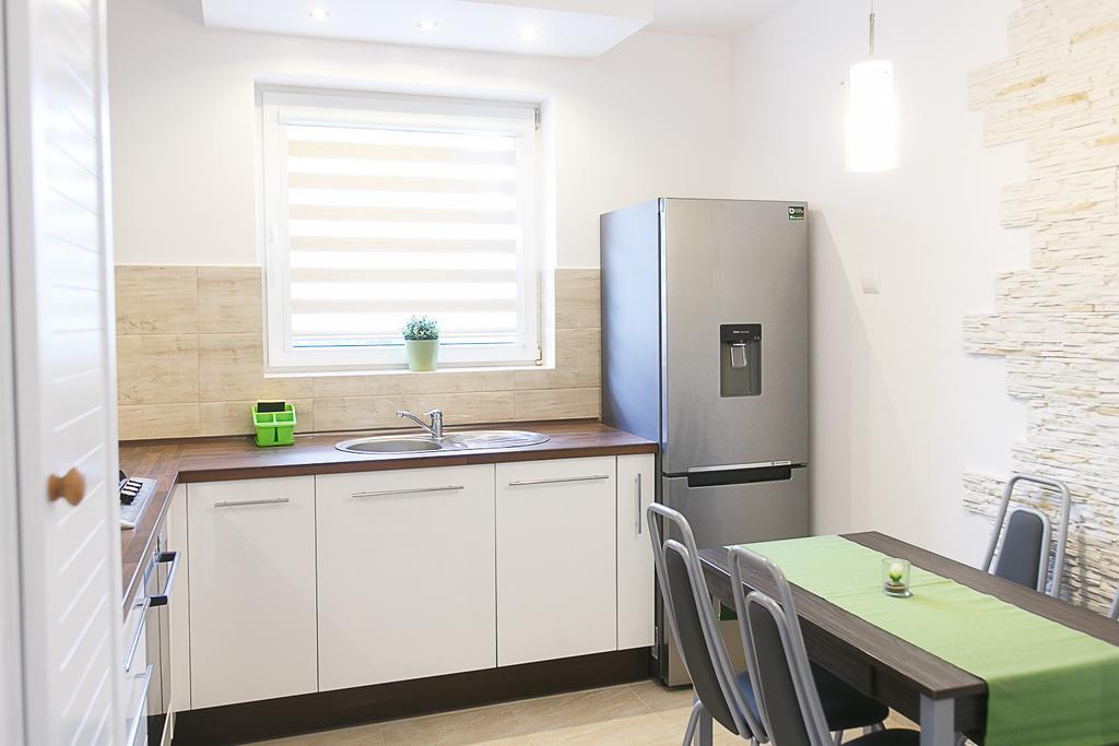 Nowoczesny Apartament Chrobrego Lejlighed Gdańsk Eksteriør billede